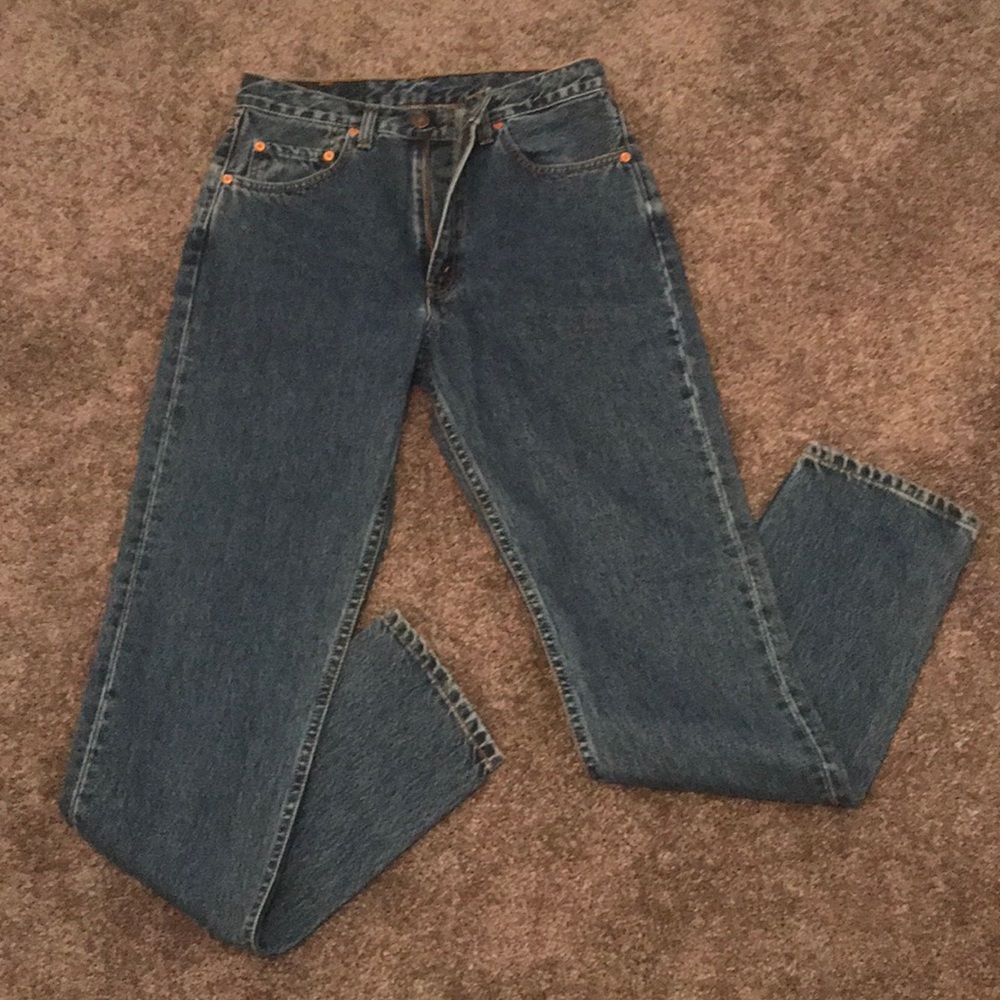 Levi’s 534 High Rise Straight Cut Jeans